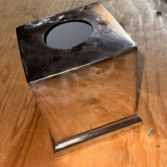 Silver Tissue Box Cover - Picture 4 of 9